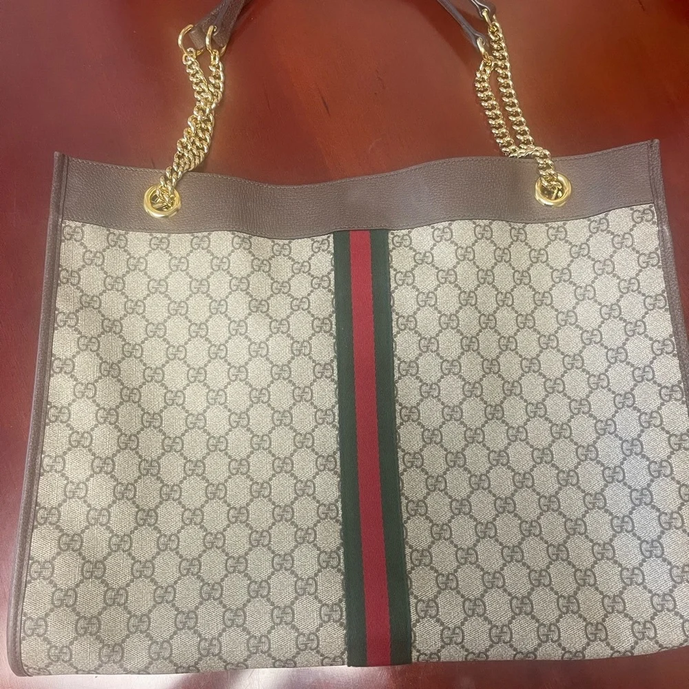 Gucci Monogram Large Rajah Chain Tote with attached wallet/clutch - Picture 7 of 9